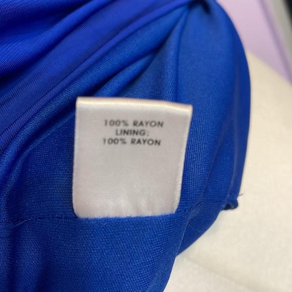 Short sleeve top, draping on the hips - Picture 5 of 6